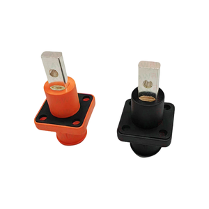 Kit <span class=keywords><strong>de</strong></span> connecteurs <span class=keywords><strong>de</strong></span> borne en cuivre robustes à traversée pour connexion d'onduleur <span class=keywords><strong>de</strong></span> <span class=keywords><strong>batterie</strong></span> au lithium automobile - Product Image 1