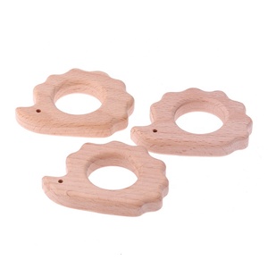 Madera de haya de alta calidad Animal erizo de madera en forma de juguete anillos - Product Image 2