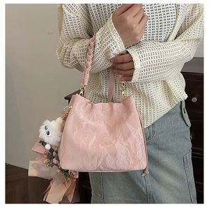 Bolso de Mano de Gran Capacidad para Mujer, Estilo Vintage 2025, de Alta Gama, para Todas las Temporadas, de Poliéster, Color Rosa, con Cierre - Product Image 3