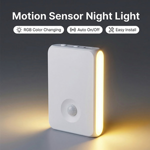 ไฟกลางคืนแบบชาร์จซ้ำได้พร้อมเซ็นเซอร์ตรวจจับความเคลื่อนไหว เปลี่ยนสีได้ RGB ไฟ LED ติดผนังแบบแม่เหล็กสำหรับบันได ตู้เสื้อผ้า ทางเดิน และห้องเก็บของ - Product Image 1