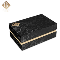 Luxuriöse Geschenkbox mit Magnetverschluss aus schwarzem und pinkfarbenem Karton mit individuellem Logo für Parfüm, Schuhe und Kleidung