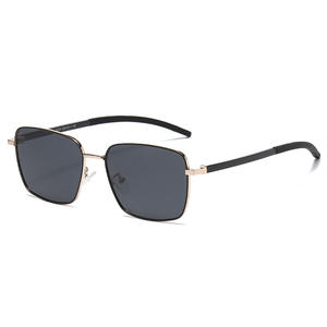 Ks-3828 Gafas de sol polarizadas cuadradas para hombre, lentes Uv400 TAC, montura negra para conducir, pescar, uso al aire libre - Product Image 1