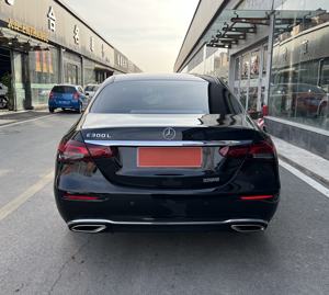 Auto Usado 2023 Mercedes-Benz Clase E E 260L 2.0T L4 197hp/ps Mediano-Grande 95 # Sedán Turboalimentado de Gasolina, 4 Puertas, 5 Asientos, 9 Velocidades, R18 - Product Image 2