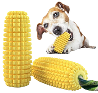 Jouet à mâcher pour chien en TPR personnalisable en gros, forme de maïs classique avec corde en coton, non toxique et durable pour les mâchoires agressives
