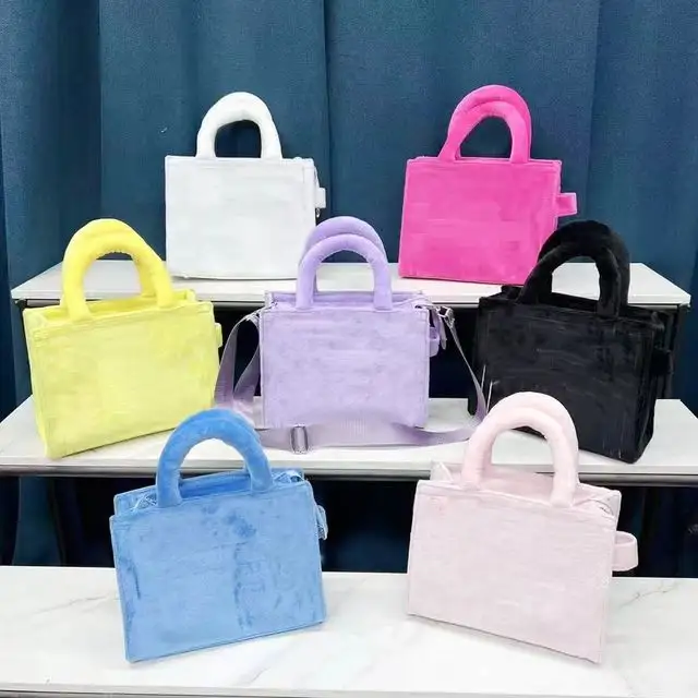 2023 hot women handbags designer handbags famous brands lady fashion luxury handbags for women larger furry bag