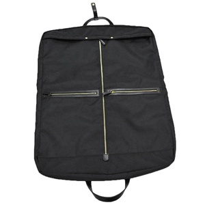 Échantillon Gratuit – Housse de Transport Pliable de Luxe Faite à la Main pour Costume Homme Noir Haut de Gamme – Sac de Voyage Personnalisé pour Vêtements - Product Image 2
