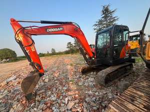 Excavatrice sur pneus d'occasion DOOSAN DX60 MINI pelleteuse 6 tonnes petite pelleteuse - Product Image 5