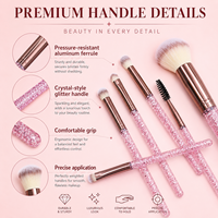 Ensemble de 28 pinceaux de maquillage Glitz and Glam, style professionnel, pinceaux de maquillage de luxe, éponge