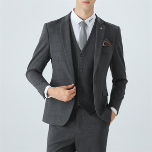 Costume 3 pièces à carreaux respirant coupe ajustée grande taille pour <span class=keywords><strong>homme</strong></span> Urban Elite – Idéal pour l'automne/<span class=keywords><strong>hiver</strong></span>, <span class=keywords><strong>tenue</strong></span> <span class=keywords><strong>professionnelle</strong></span> formelle ou de garçon d'honneur - Product Image 4