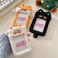 Fabricant de porte-cartes en peluche personnalisés OEM ODM, étui pour badge d'identité en peluche mignon, porte-cartes de voyage, porte-cartes photo