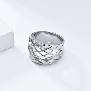 European American French Style 18K Gold Plated <b>Titanium</b> Steel <b>Ring</b> Women Geometric Design Daily Wear Fashion Jewelry - Product Image 4