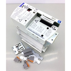 Variateur de fréquence Lenze 8200 E82EV251-2C 250W 220V Monophasé Contrôle Vectoriel IP20 - Product Image 3