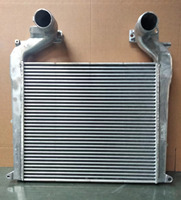 Intercooler de camion de haute qualité OEM 81061300241 pour MAN TGS EURO 6, camion de transport, taille du cœur 768*672
