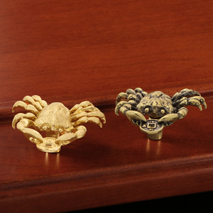 Poignée de meuble en laiton massif, motif crabe <span class=keywords><strong>porte</strong></span>-monnaie <span class=keywords><strong>porte</strong></span>-bonheur, crochet de <span class=keywords><strong>porte</strong></span>, tirette de tiroir, patère murale, quincaillerie silhouette animale crustacée - Product Image 1