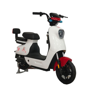 Fabricadas con <span class=keywords><strong>ingenio</strong></span> por el fabricante Las dos ruedas eléctricas se utilizan para el transporte del campus con bicicletas eléctricas - Product Image 5