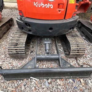Excavatrice Kubota KX163 d'occasion, à zéro balayage de queue, avec flèche pivotante, en bon état, à prix abordable, à vendre - Product Image 3