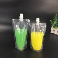 Emballage de jus de boisson PET/PE biodégradable jetable personnalisé étanche à l'humidité sécurisé sac de boisson à bec debout gravure de poche