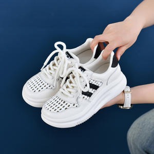 2025 été Version coréenne première couche peau de vache chaussures décontractées pour femmes polyvalent respirant blanc grosses chaussures fond épais - Product Image 5