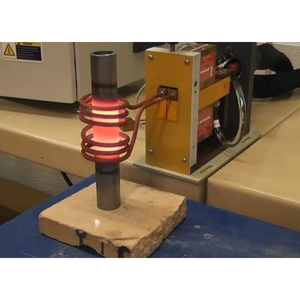 Sistema de Calentamiento por Inducción con Control Térmico para Aplicaciones Industriales Diseñado para un Rendimiento a Largo Plazo - Product Image 1