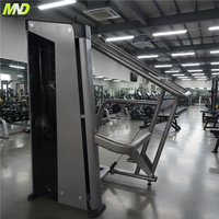 Mesin Pulldown Pin Loaded untuk Latihan Punggung Atas di Gym Komersial