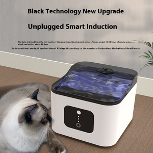 Distributore d'Acqua Automatico Intelligente per Animali Domestici con Costruzione in Acciaio Inox e Plastica, Filtrazione Multistrato, Facile da Pulire per Cani e Gatti - Product Image 2