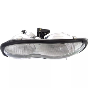 Kit de Faros Delanteros Originales AURON 1998-2002 para Chevrolet Camron-Z28, Blancos 6000K, 6000 Lúmenes, 12V 55W, Plug and Play, Nuevos, 1 Año de Garantía - Product Image 3