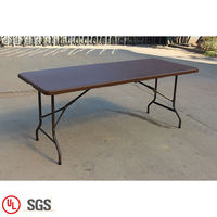 Table et chaises rectangulaires en rotin brun pour l'extérieur, ensemble de table et de chaises pliantes portables pour les événements