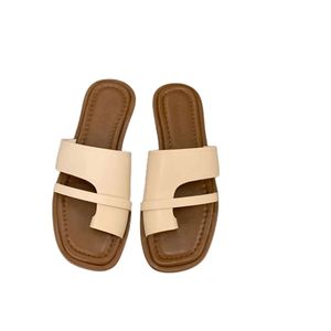 Chaussons d'été pour femmes à bout ouvert Nouvelles sandales coréennes rétro simples pantoufles romaines imprimées plates - Product Image 1