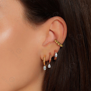 Ensemble boucles d'oreilles et bague Gemnel en argent 925 plaqué or jaune, boucles d'oreilles en argent pour femmes sans perçage - Product Image 3