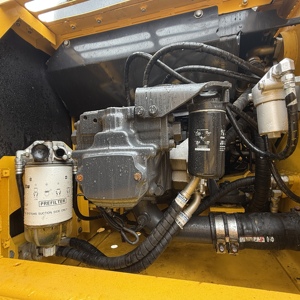 รถขุดตีนตะขาบ Komatsu PC220 มือสอง ราคาถูก น้ำหนัก 22 ตัน เครื่องยนต์ Cummins รุ่นปี 2020 เครื่องจักรก่อสร้าง ปั๊ม PLC - Product Image 6