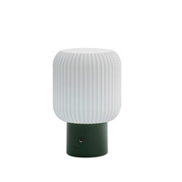 Lampe de table moderne tactile USB rechargeable sans fil blanc chaud LED E26 ampoule fer décoratif PC plastique pour salon salle de lecture