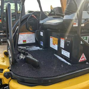 Mini-excavatrice sur chenilles Komatsu PC35 d'occasion, 3,5 tonnes, moteur d'origine japonais, godet de 0,12 m³ - Product Image 2