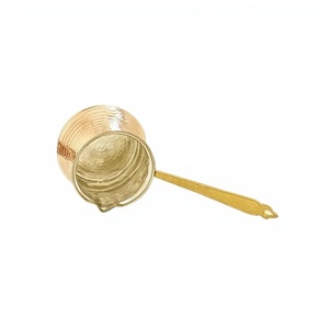 Théière en laiton couleur or de qualité supérieure, design admirable, forme personnalisée, par Home Arts - Product Image 1
