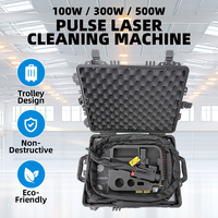 Machine de nettoyage laser pulsée 100W 200W 300W 500W en valise pour l'élimination de la rouille, du revêtement, de la peinture, des taches d'huile et des graffitis