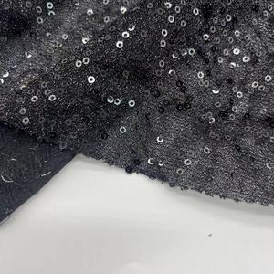 120gsm Malla Lentejuelas Bordado Tela Precio de fábrica Barato para el vestido de lentejuelas y chaqueta de lentejuelas - Product Image 4