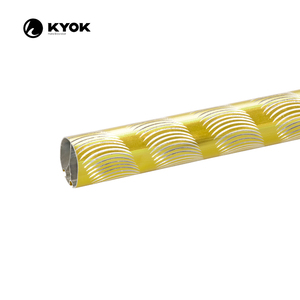 KYOK Vente en gros <span class=keywords><strong>Tringle</strong></span> à <span class=keywords><strong>rideau</strong></span> gravée dorée en fer du Guangdong moderne - Product Image 1