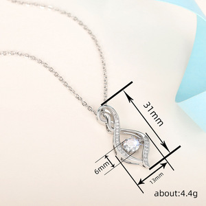 Collana con Ciondolo Rotondo Geometrico Mobile per Donne, Elegante Gioiello di Moda per Uso Quotidiano, Idea Regalo - Product Image 5