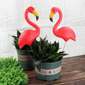 C207 Jouet oiseau modèle professionnel petit <span class=keywords><strong>flamant</strong></span> <span class=keywords><strong>rose</strong></span> en plastique Bordure directe de <span class=keywords><strong>jardin</strong></span> pour la maison Ornement de <span class=keywords><strong>jardin</strong></span> Aménagement paysager - Product Image 4