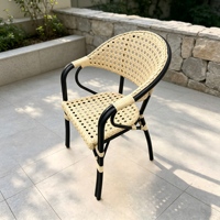 Vente en gros de mobilier de jardin moderne d'extérieur Chaise de salle à manger en aluminium Chaise élégante en rotin tissé pour hôtel Patio Bistro Coffee Shop