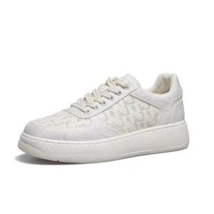 Baskets plateforme décontractées et habillées pour hommes en faux daim avec semelle intermédiaire et extérieure en caoutchouc, doublure en microfibre – Tendance mode, polyvalentes et confortables - Product Image 6