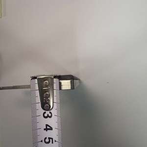 Soporte en Forma de T de Acero Inoxidable Mecanizado por CNC <span class=keywords><strong>con</strong></span> Almohadilla Antivibración de Goma Adhesiva para Aplicaciones de Brochado <span class=keywords><strong>y</strong></span> Perforación - Product Image 3