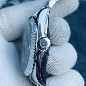 Équipé d'un mouvement mécanique de qualité supérieure, fabriqué en acier inoxydable 316. Style classique. Montre mécanique pour homme - Product Image 5