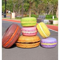 Grande chaise en forme de crème glacée de dessin animé, sculpture artisanale en résine peinte à la main, banc de loisirs extérieur pour boutique de desserts