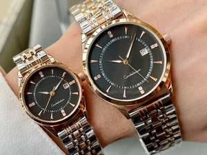 Relojes de Pulsera de Cuarzo para Hombre y Mujer, Relojes Casuales de Negocios con Correa de Acero Inoxidable y Visualización de Fecha para Uso Diario en la Oficina, Estilo Omega - Product Image 2