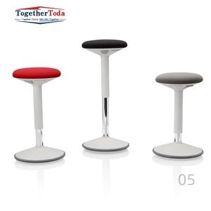 Taburete Ergonómico Ajustable en Altura para Trabajo Activo en Oficina u Hogar, Taburete Oscilante para Estación de Trabajo - Product Image 1