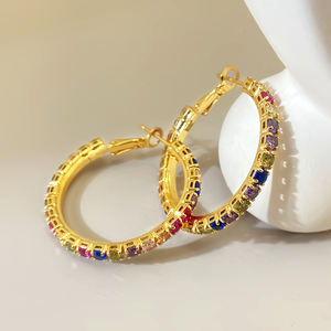 ต่างหูแฟชั่นผู้หญิงขายส่ง เครื่องประดับของขวัญสุดหรู ชุบทอง ดีไซน์ทันสมัย ประดับเพชรซิคอนสีรุ้ง - Product Image 5