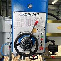 Machine de perçage radial hydraulique Z3050 220V 380V 460V Équipement industriel pour la fabrication de trous dans le métal