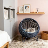 Lit pour animaux de compagnie hémisphérique en faux rotin bleu de style luxe léger, tapis en coton amovible lavable en machine, cadre en métal antidérapant