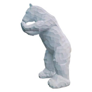 Sculpture d'ours géométrique abstraite en résine, grande œuvre d'art animale contemporaine pour extérieur, décoration de jardin, à poser au sol, faite à la main, pièce unique - Product Image 4