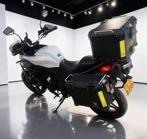 Motocicleta Usada de Gasolina de 300cc con Inyección Electrónica de Combustible y Sistema de Refrigeración por Agua - Product Image 6